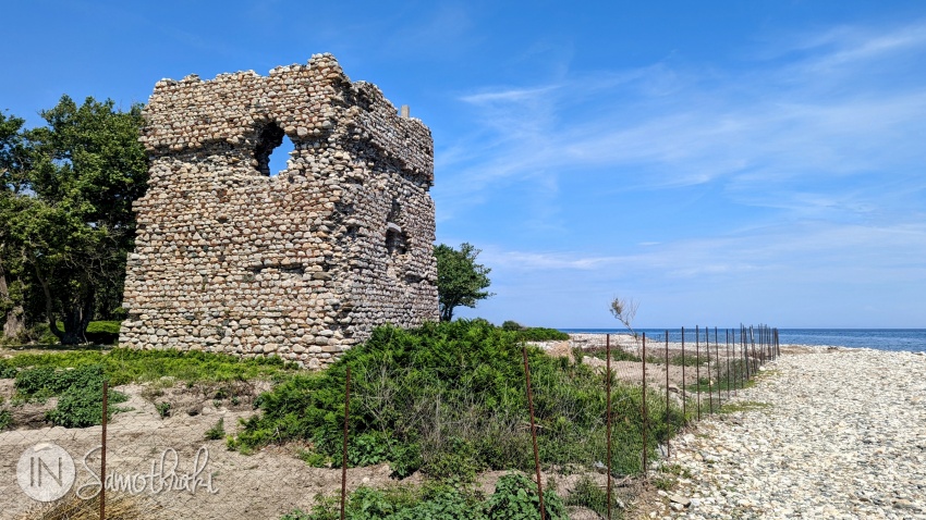 The Fonias Tower was built during the Middle Ages.