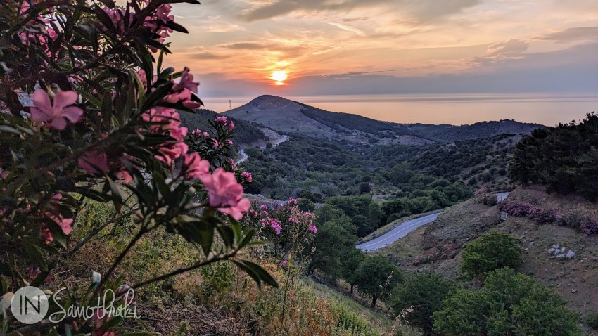 The sunset seen from near the fortress