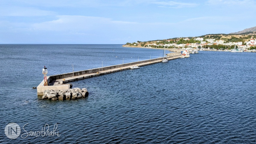 The concrete pier of the port of Kamariotissa
