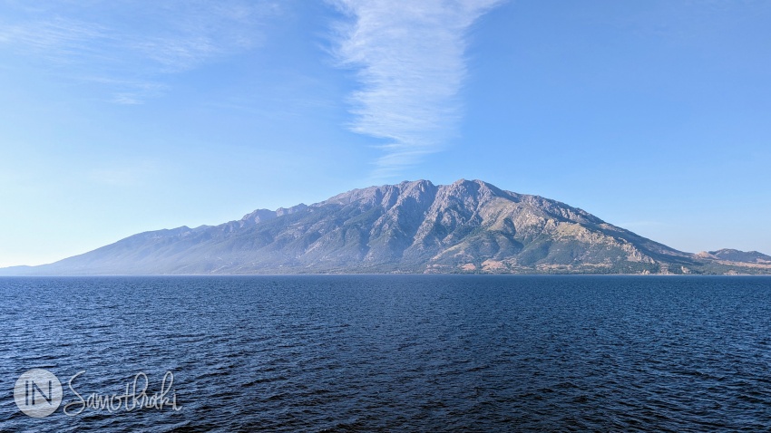 Mount Saos rises straight from the sea.