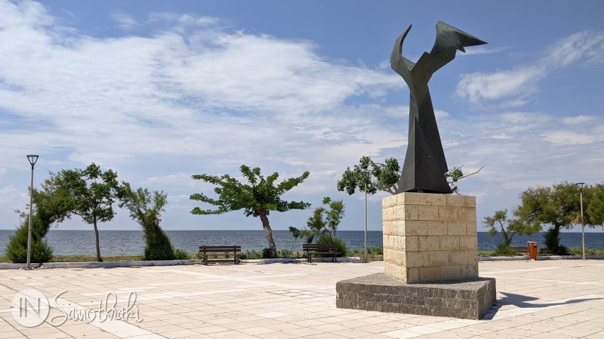 The modern monument of Nike, located in Kamariotissa, near the sea